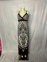 robe longue blanche à motif noir