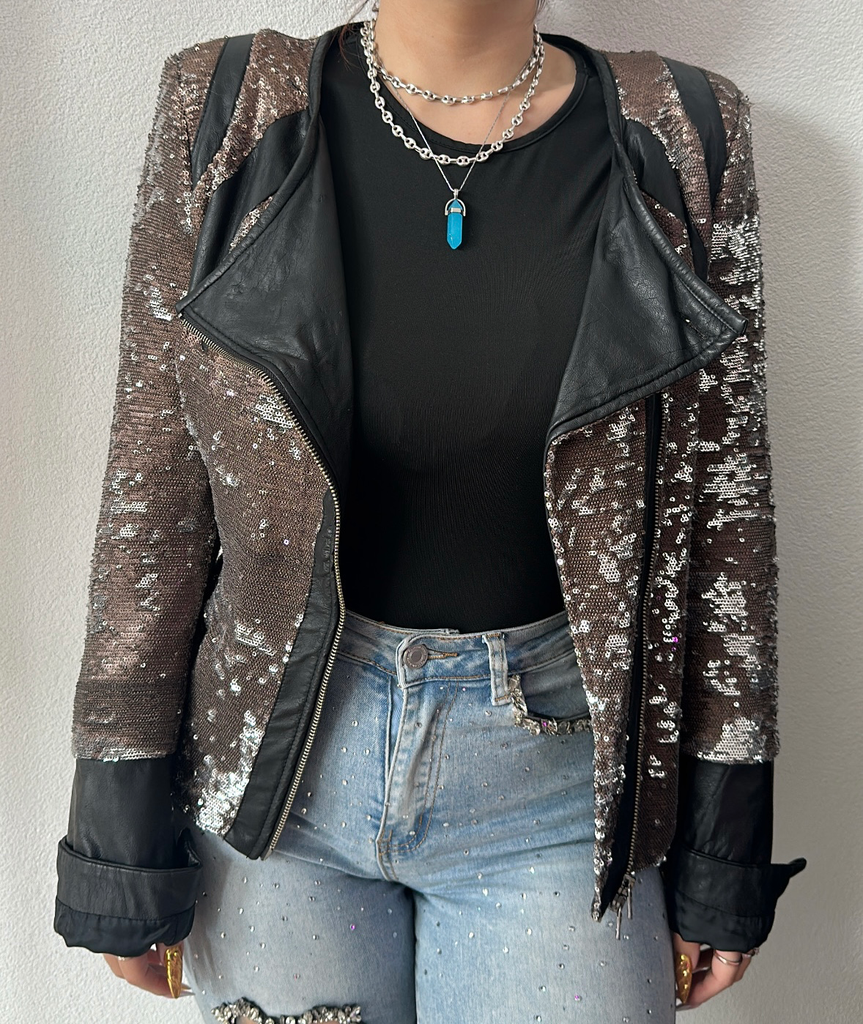 Veste en cuir pailletée